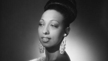 La&nbsp;chanteuse&nbsp;Joséphine Baker en 1939. (STUDIO HARCOURT / MINISTERE DE LA CULTURE / AFP)