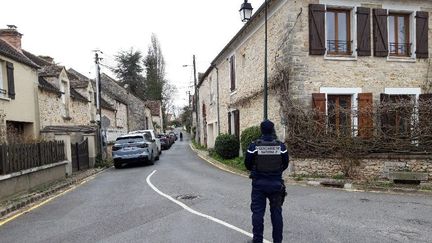 Une enquête a été ouverte suite à cette intrusion dans la maison de Pierre Palmade à Cély-en-Bière (Seine-et-Marne). (SOPHIE BORDIER / MAXPPP)