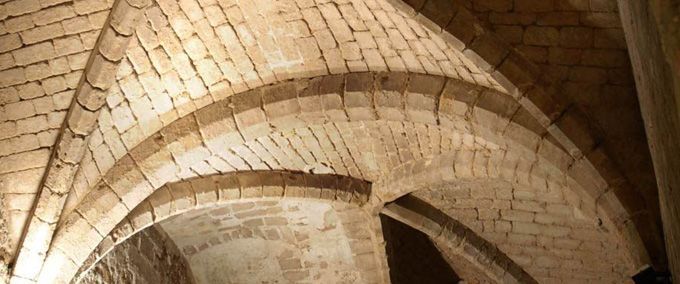 Cave aux moineaux, Pontoise (Val-d&#039;Oise) : des carrières du XIIe et XIIIe siècles transformés en caves
 (DR)