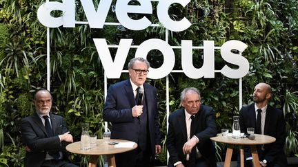 Les leaders de la majorité présidentielle, Edouard Philippe, Richard Ferrand, François Bayrou et Stanislas Guerini, le 5 mai 2022 à Paris. (STEPHANE DE SAKUTIN / AFP)