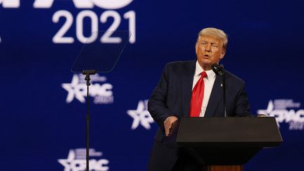 Donald Trump lors de la CPAC à Orlando (Floride), le 28 février 2021. (JOE RAEDLE / GETTY IMAGES NORTH AMERICA)