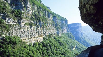 Le sportif avait disparu après s'être élancé d'une falaise au-dessus des gorges de la Bourne (Isère).&nbsp; (MOIRENC CAMILLE / HEMIS.FR / AFP)