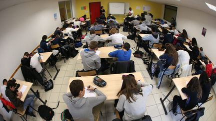 &nbsp; (Des centaines de milliers d'enseignants devront être recrutés dans les années qui viennent © MaxPPP)