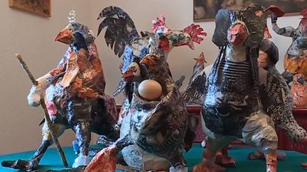 Meurthe-et-Moselle : des poules en papier mâché