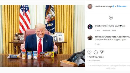 Donald Trump pose avec des produits de la marque Goya sur Instagram, le 15 juillet 2020.&nbsp; (INSTAGRAM)