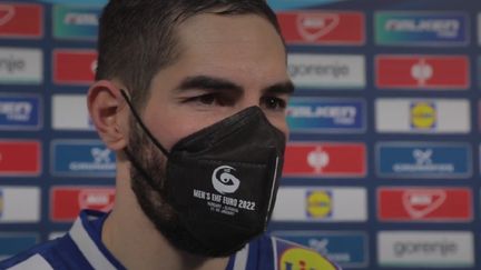 Nikola Karabatic en interview à l'issue de la victoire de la France face au Danemark (30-29), le mercredi 26 janvier 2022. (France Télévisions)