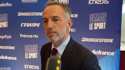 Emmanuel Grégoire, premier adjoint à la mairie de Paris, invité du festival "Demain Le Sport",à la Maison de la Radio et de la Musique, jeudi 22 septembre. (FRANCEINFO / RADIOFRANCE)