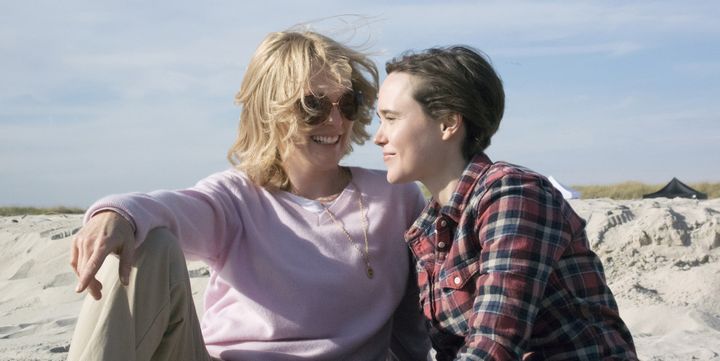 Dans "Free Love", Julianne Moore et Ellen Page forment un couple "ordinaire", d'après l'histoire vraie de Laurel Hester et Stacie Andree.  
 (BAC Films)