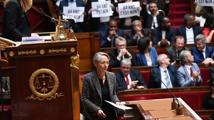 La Première ministre, Elisabeth Borne, à l'Assemblée nationale, à Paris, le 16 mars 2023. (ALAIN JOCARD / AFP)