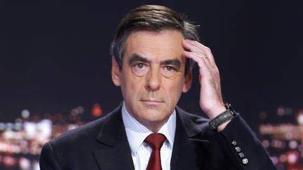 Fran&ccedil;ois Fillon, sur TF1, le 21 novembre 2012. (CHARLES PLATIAU / AFP)