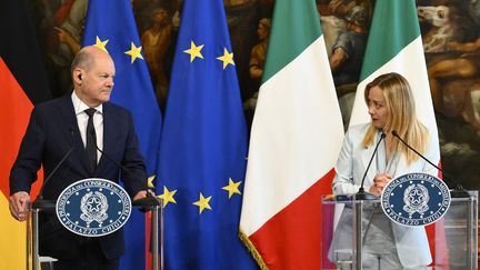 La Première ministre italienne Giorgia Meloni et le chancelier allemand Olaf Scholz, à Rome, en Italie, le 8 juin 2023. (DOMENICO CIPPITELLI / NURPHOTO / AFP)