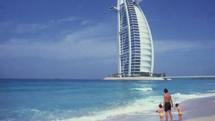 L'hôtel Burj al-Arab à Dubaï. (NEIL SETCHFIELD / THE ART ARCHIVE / THE PICTURE DESK)