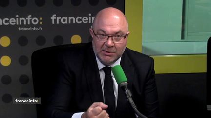 Le ministre de l'Agriculture Stéphane Travert, lundi 11 juin sur franceinfo (FRANCEINFO / RADIOFRANCE)