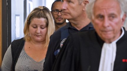 Cécile Bourgeon, la mère de la petite Fiona, le 5 septembre 2016 à Riom (Puy-de-Dôme). (THIERRY ZOCCOLAN / AFP)