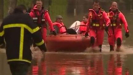 Intempéries : plus de 4 000 interventions des pompiers suite aux fortes pluies