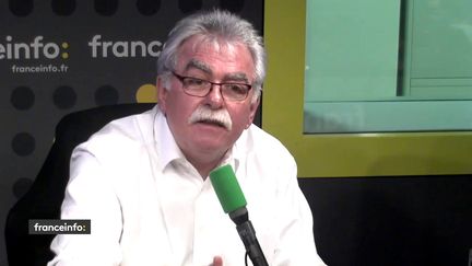 Le député communiste du Puy-de-Dôme André Chassaigne invité de franceinfo le mercredi 24 janvier. (FRANCEINFO / RADIOFRANCE)