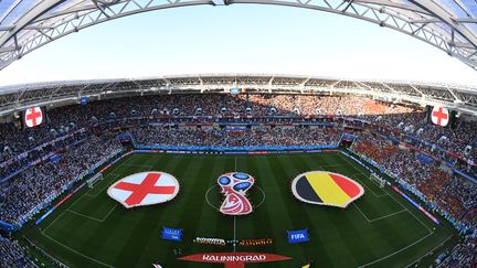 Le stade de Kaliningrad (Russie) vu depuis la plus haute passerelle à laquelle un photographe puisse accéder, le 28 juin 2018 lors du match entre l'Angleterre et la Belgique. (KIRILL KUDRYAVTSEV / AFP)