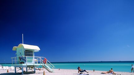 Un poste de surveillance sur une plage de Miami (Floride). (SBASTIEN BOISSE / PHOTONONSTOP)