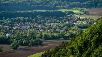 &nbsp; (Plusieurs occupants sont morts dans le crash d'un hélicoptère près de Montbéliard © Maxppp)