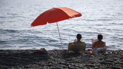 Couplez sur une palge du Cap Corse, juillet 2015 (LUC NOBOUT / MAXPPP)