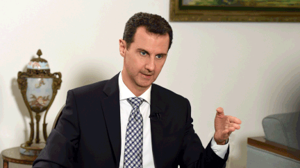 &nbsp; (Le président syrien Bachar al-Assad a rencontré le journaliste d'El Pais à Damas © Sana Sana / Reuters)