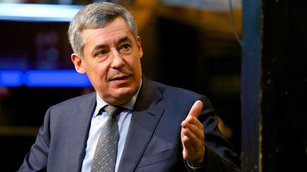 Le d&eacute;put&eacute; UMP Henri Guaino sur le plateau de France 5, le 16 janvier 2013. (BALTEL / SIPA)