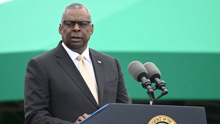 Le ministre américain de la Défense Lloyd Austin, le 29 septembre 2023 sur la base militaire de Myer-Henderson Hall à Arlington en Virginie (Etats-Unis). (SAUL LOEB / AFP)