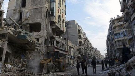 Ruines près de l'hôpital Dar Al-Shifa à Alep (nord de la Syrie) le 22 novembre 2012 (AFP - FRANCISCO LEONG)