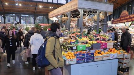 Noël : le 24 décembre, une journée chargée pour les commerçants (France 2)