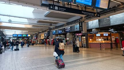 La gare Montparnasse à Paris durant la grève des contrôleurs, le 17 février 2024. (RICCARDO MILANI / HANS LUCAS / AFP)