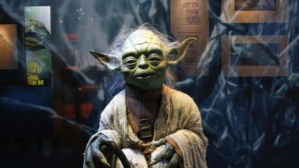 La marionnette de&nbsp;Yoda,&nbsp;pr&eacute;sent&eacute;e lors de l'exposition "Star Wars Identities" &agrave; Paris, le 13 f&eacute;vrier 2014.&nbsp; ( BENOIT TESSIER / REUTERS )