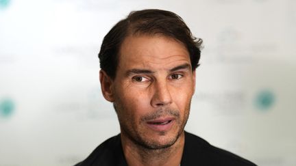 Rafael Nadal lors de la présentation de la Clinique du Tennis, le 15 novembre 2023, à Barcelone. (MAXPPP)