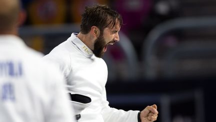 Le Français Romain Cannone a remporté la médaille d'or à l'épée, lors des championnats du monde d'escrime au Caire (Égypte), le 19 juillet 2022. (MAXPPP)