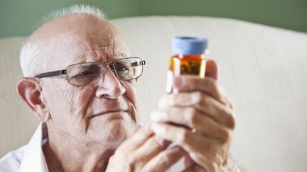 Francetv info publie la base de donn&eacute;es des m&eacute;dicaments particuli&egrave;rement surveill&eacute;s par le minist&egrave;re de la Sant&eacute;. (KALI9 / GETTY YMAGES)