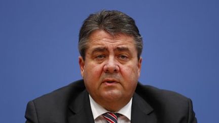 Sigmar Gabriel lors d'une conférence de presse à Berlin le 19 décembre 2016. (REUTERS - Fabrizio Bensch)