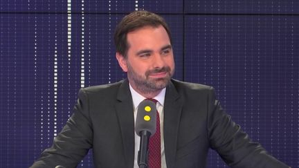 Le député La République en Marche Laurent Saint-Martin, invité de franceinfo vendredi 10 août. (RADIO FRANCE)