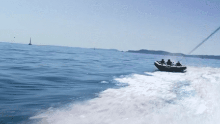 Vacances d’été : les dangers des jeux nautiques à la plage (France 2)