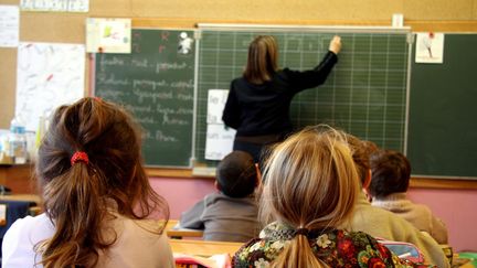 Ce jeudi 8 juin, le Conseil supérieur de l'Education étudie le projet de décret qui autorisera les maires à revenir à l'ancien système (JULIO PELAEZ / MAXPPP)