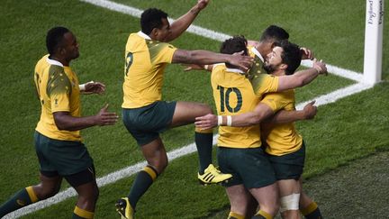 Auteur notamment de trois essais contre les Pumas, l'ailier droit Adam Ashley-Cooper a été l'un des fers de lance de la division offensive de l'Australie. (FRANCK FIFE / AFP)