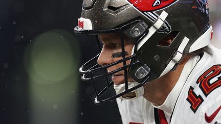 Le quarter back de légende Tom Brady, ici lors du match entre ses Tampa Bay Bucaneers et les New England Patriots au&nbsp;Gillette Stadium de Foxborough, le 3 octobre 2021 (MADDIE MEYER / GETTY IMAGES NORTH AMERICA / via AFP)