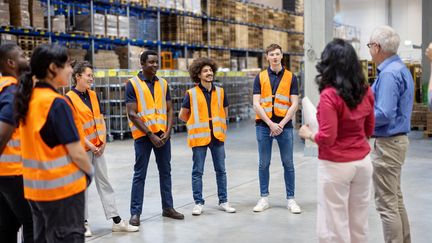 Les étudiants de deuxième année devront trouver cette année un stage en entreprise.  (ALVAREZ / E+)