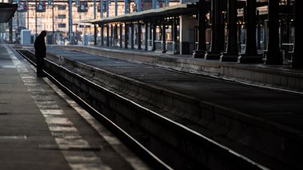 Les quais de la gare de Lyon, à Paris, le 19 avril 2018. (CHRISTOPHE SIMON / AFP)