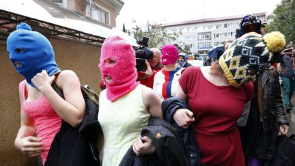 Le 18 f&eacute;vrier 2014, d&eacute;monstration du groupe russe Pussy&nbsp;Riot &agrave; Sotchi (Russie) (SHAMIL ZHUMATOV / REUTERS )