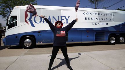 Une supportrice du candidat r&eacute;publicain Mitt Romney &agrave; Lansing (Michigan), le 8 mai 2012. (JAE C. HONG / AP / SIPA)