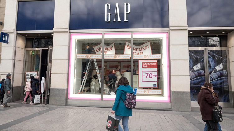 "On ne s'y attendait pas"  une salariée de Gap raconte comment le