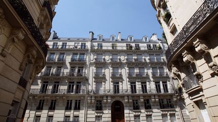 Le d&eacute;cret d'encadrement des loyers des logements priv&eacute;s, lors d'une relocation ou d'un renouvellement de bail, pourrait entrer en vigueur d&egrave;s le 1er ao&ucirc;t. (THOMAS COEX / AFP)