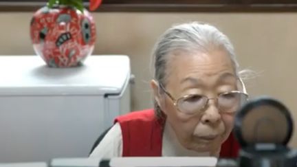 "Gamer Grandma" est une joueuse de jeux vidéo agée de 90 ans. (CAPTURE D'ÉCRAN YOUTUBE)