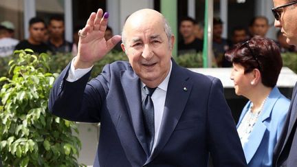 Le président algérien sortant réélu Abdelmadjid Tebboune, après avoir voté à Alger, en Algérie, le 7 septembre 2024. (ALGERIAN PRESIDENCY FACEBOOK PAGE / AFP)