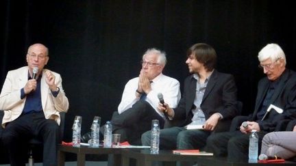 Boris Cyrulnik, Philippe Meirieu et Tomi Ungerer aux Assises du roman de Lyon
 (Marie Pujolas)