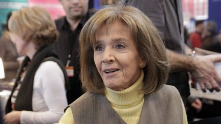 L'avocate et militante féministe Gisèle Halimi lors du Salon du livre à Paris, le 14 mars 2009. (PIERRE-JEAN GROUILLE / AFP)